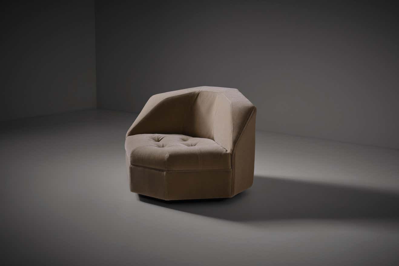 670_Gerard_Gallet_sofa_divan_and_easy_chair_9_master.jpg