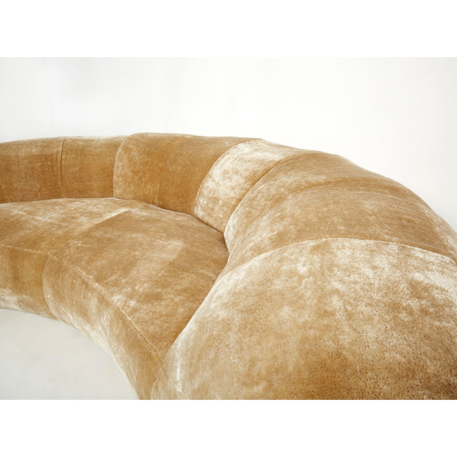 1970s-vintage-croissant-sofa-by-raphael-raffel-for-honore-paris-in-mohair-velvet-2843.jpeg