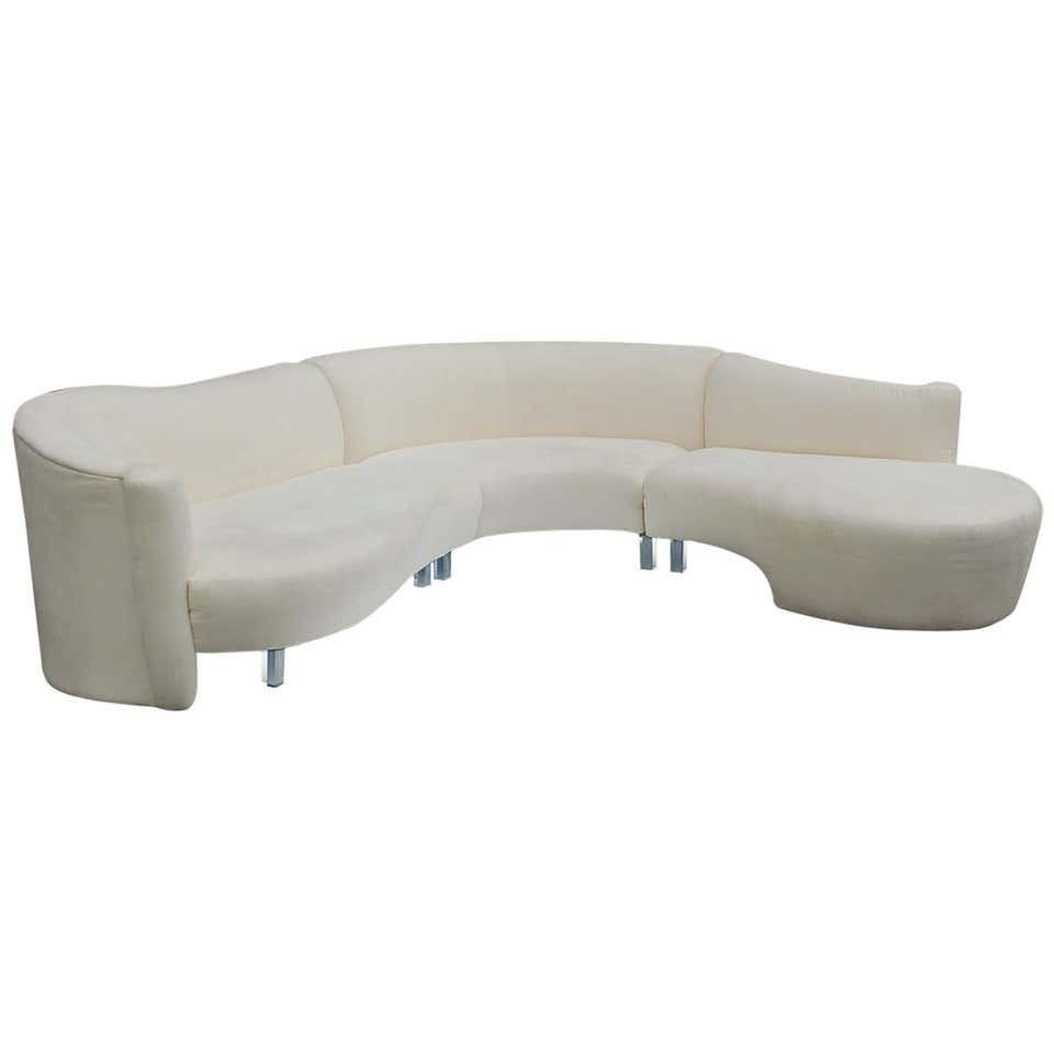 1980s-mid-century-modern-white-serpentine-sectional-sofa-by-weiman-4953.jpeg
