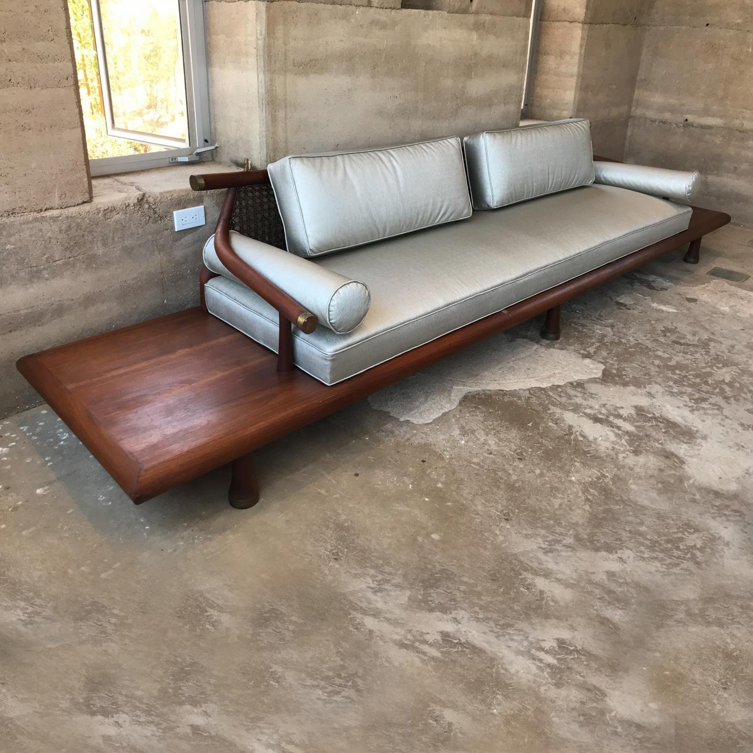 1950s-frank-kyle-fabulous-floating-mahogany-sofa-mexico-city-0362.jpeg