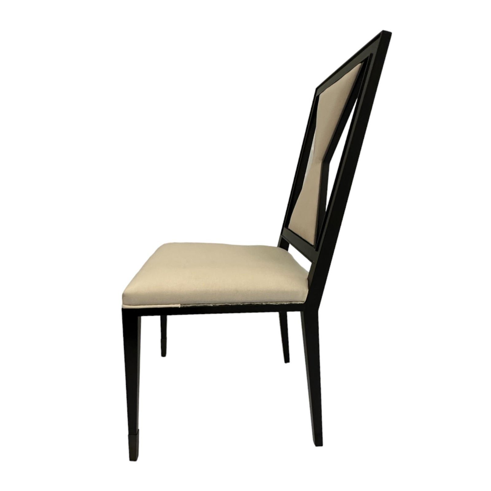 contemporary-wooden-chair-with-geometrical-backrest-by-juan-montoya-3448.jpeg