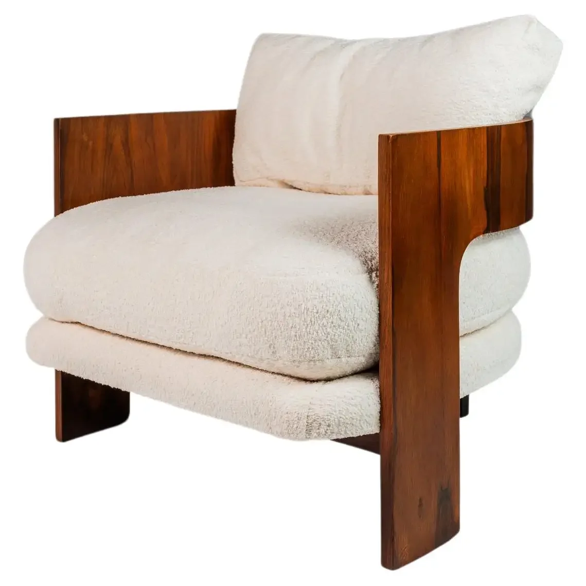 Lounge Chair in Rosewood & Bouclé in the Manner of Milo Baughman