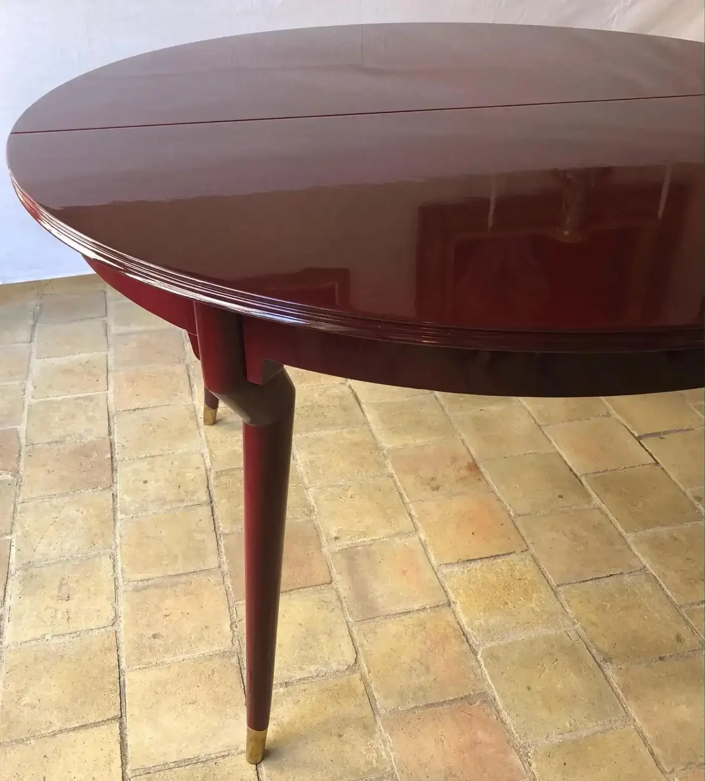 Gio_Ponti_dining_table_4_master.webp