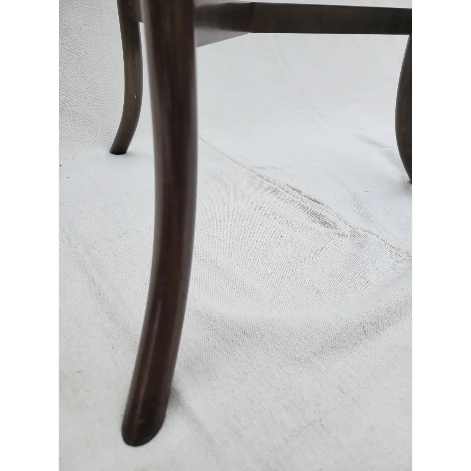 john-saladino-tripod-table-0059-1.webp