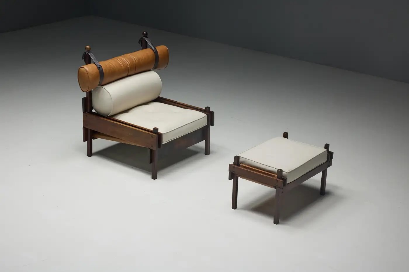 Lounge_Chair_Tonico_by_Sergio_Rodrigues_18_master.jpeg