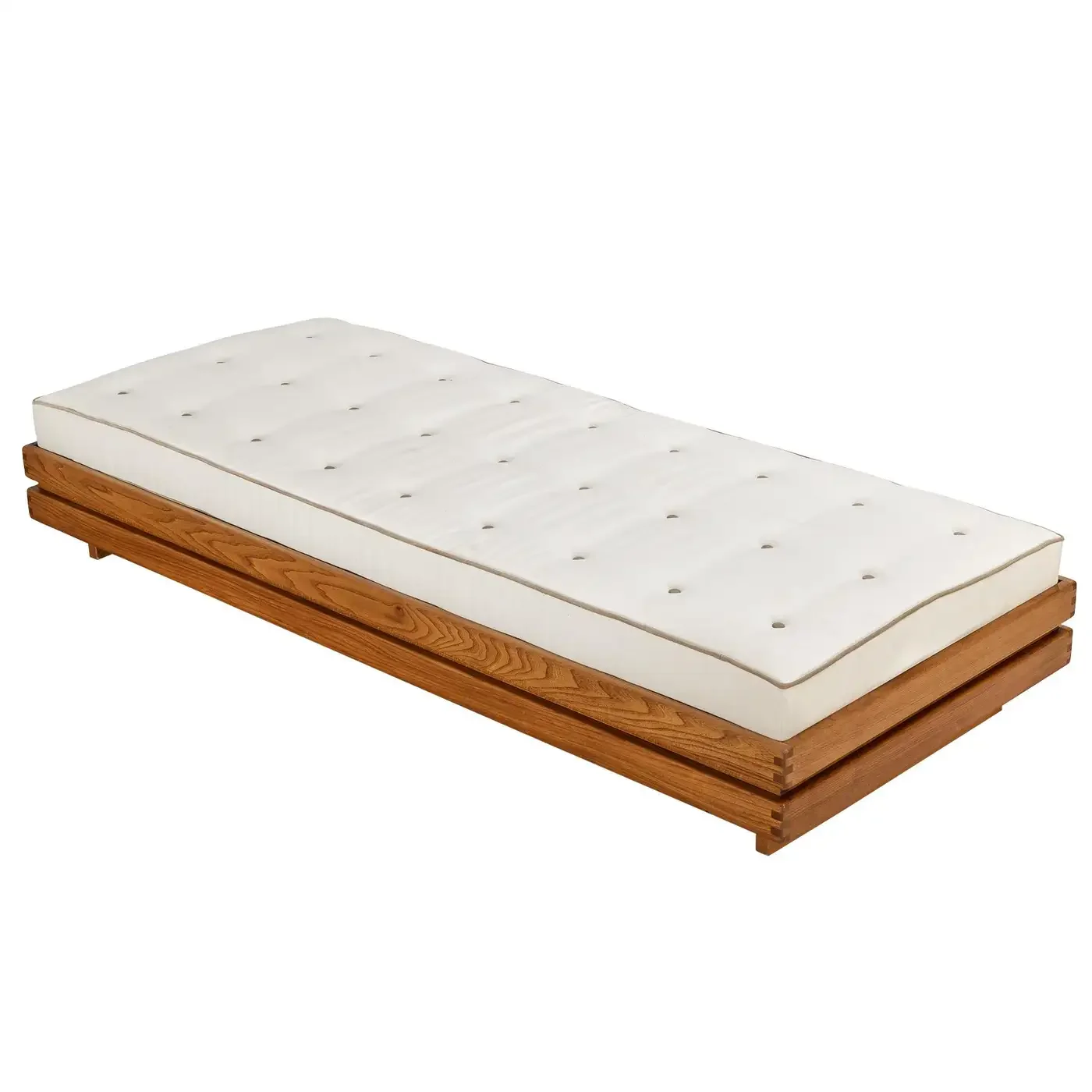 Regain Daybed in Solid Elm