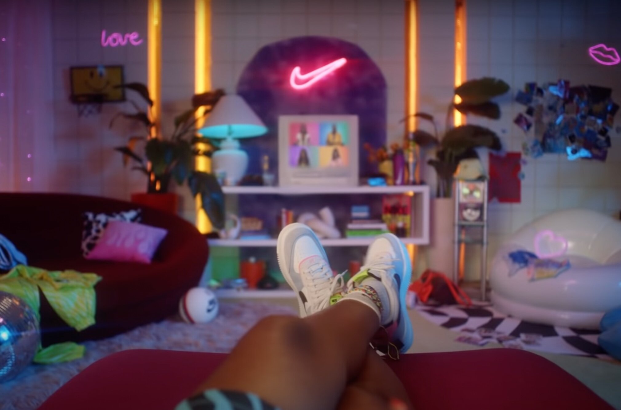 Come Thru | Nike
