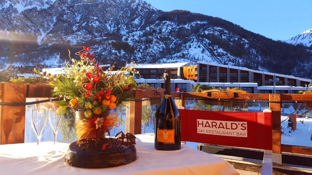 Harald restaurant.jpg