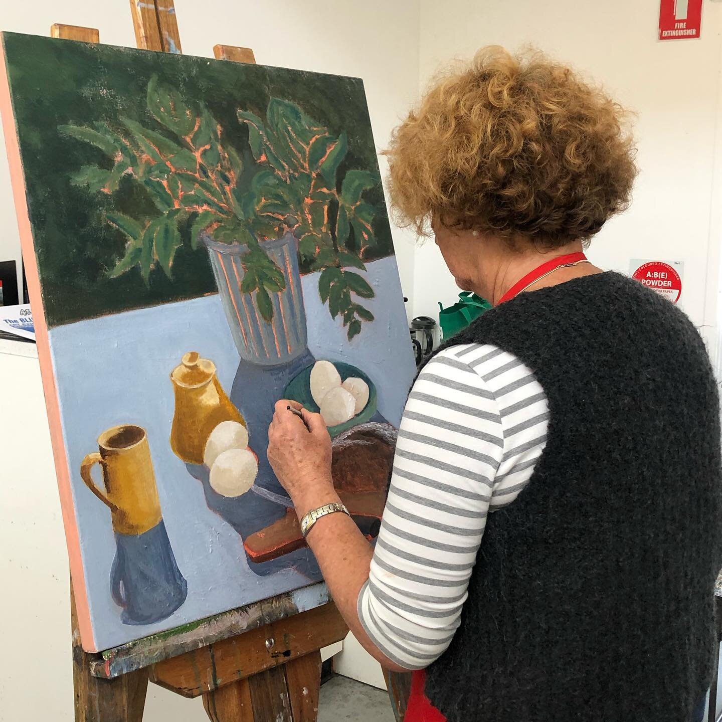 Acrylic painting class in Bowral.  Taking enrolments now.
Fun with various techniques. A great way to spend an afternoon with like minded people. #acrylicpainting #acrylicpaintingclass #artinprogress #artinbowral #southernhighlandsnsw