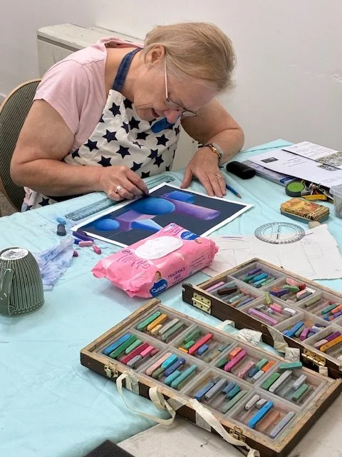 Adult beginner art class in Bowral learning acrylic painting