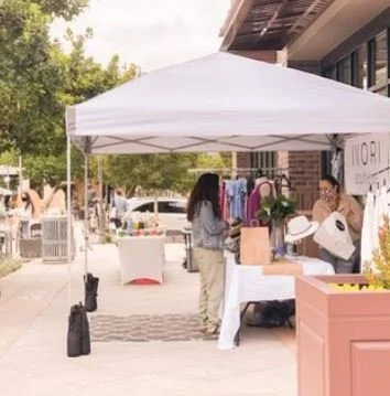 Sidewalk Saturdays Holiday Market