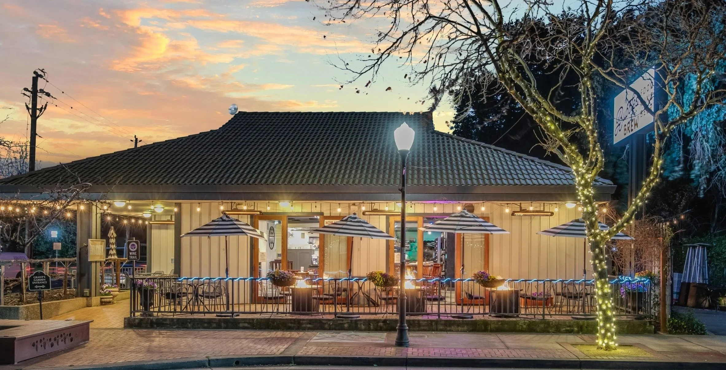 Trivia at Bubbles &amp; Brew