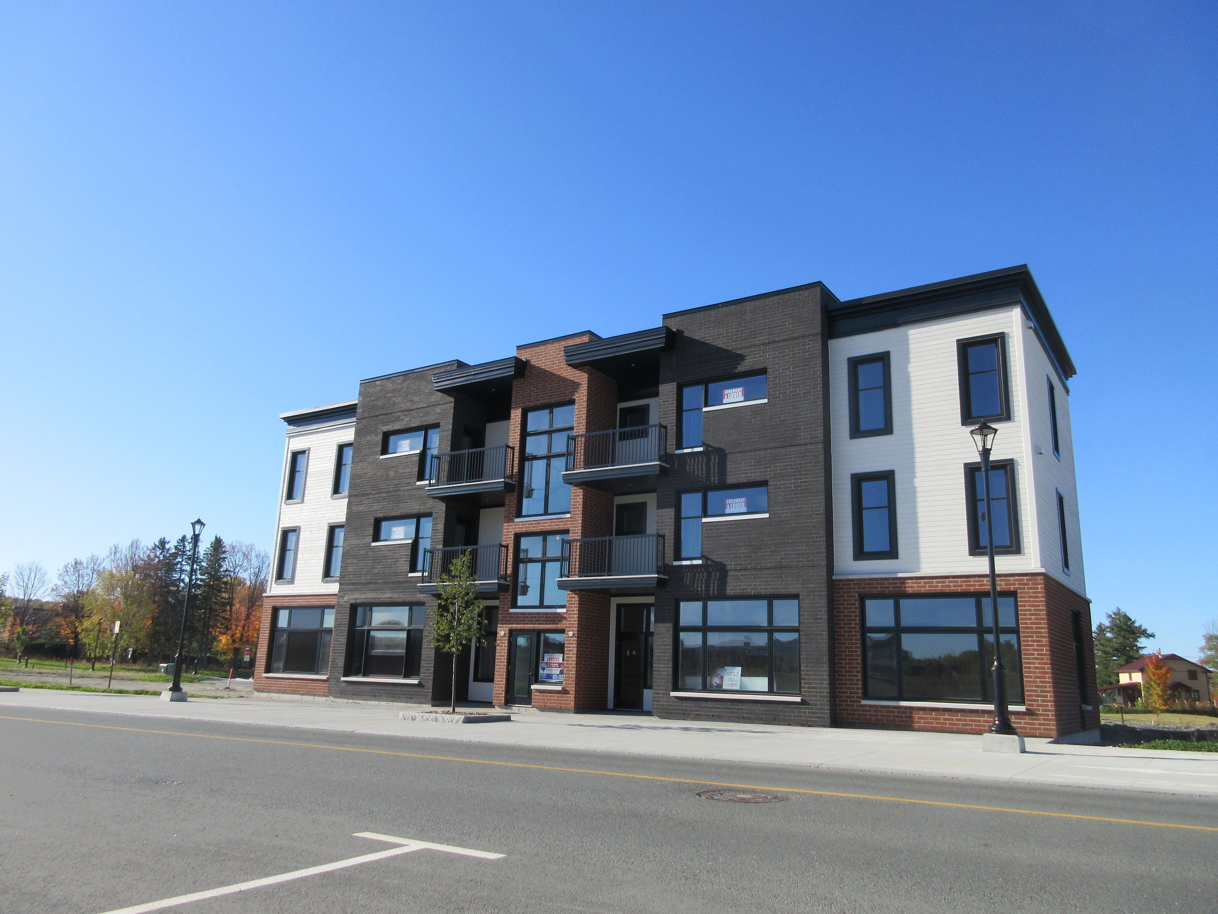 Édifice Mixte Alain Giroux