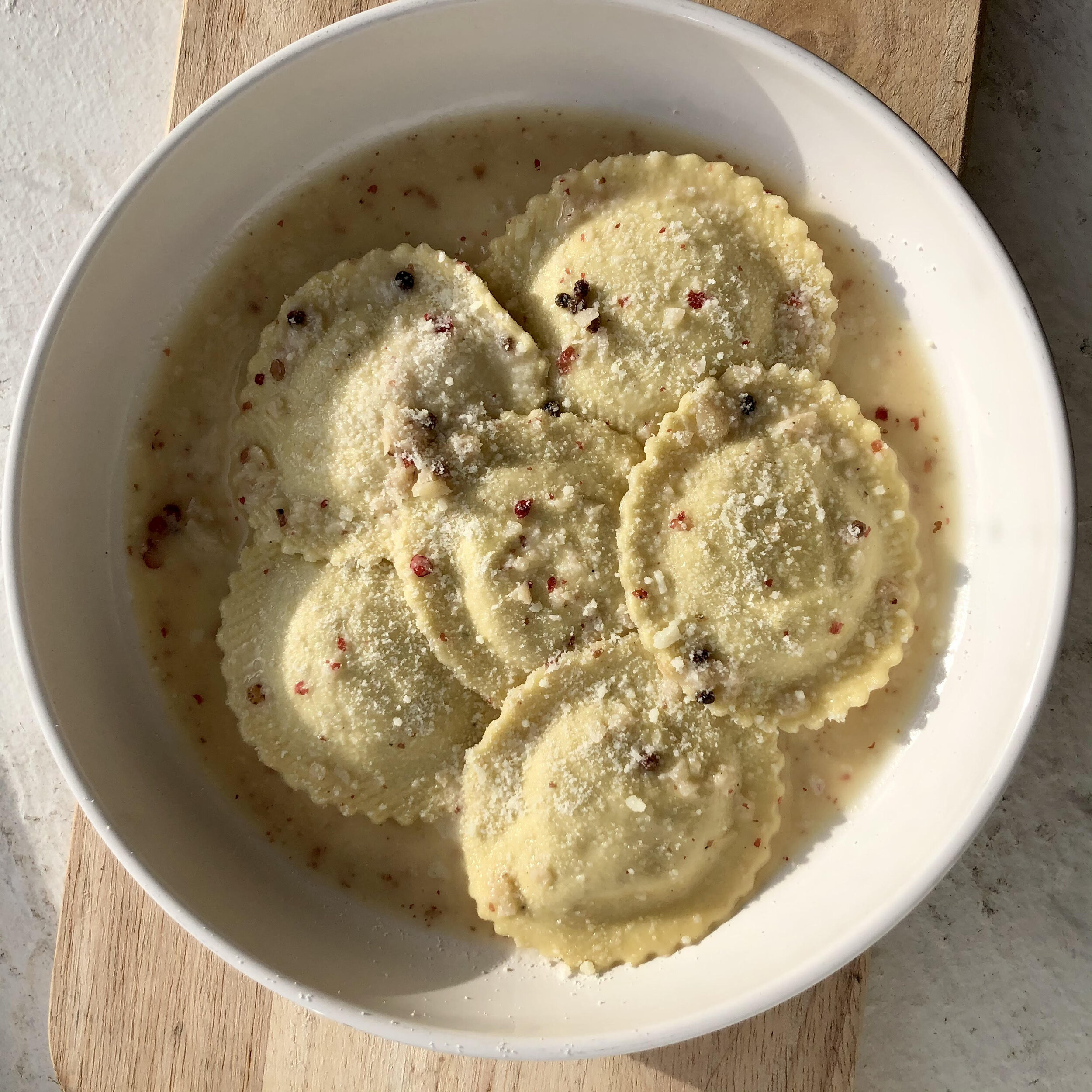 cacio e pepe ravioli.jpeg