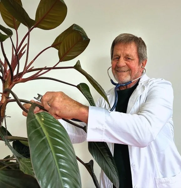 Johnsy’s Green Thumb Chronicles: The Original Plant Doctor