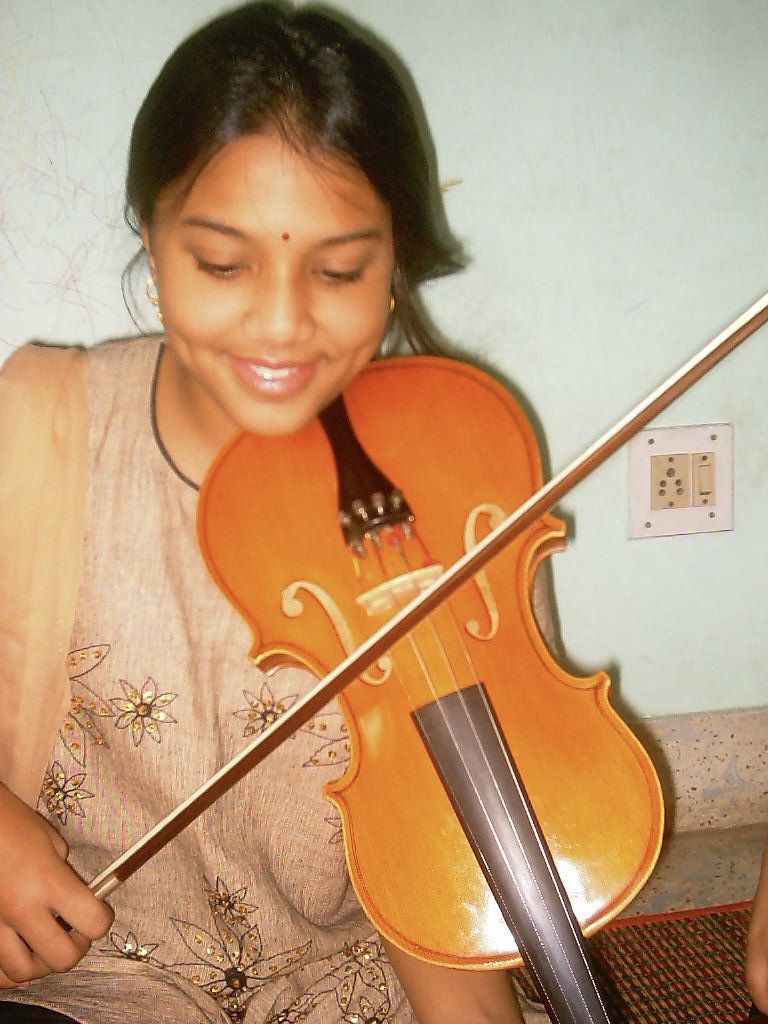 Preeti_youngviolin.jpeg