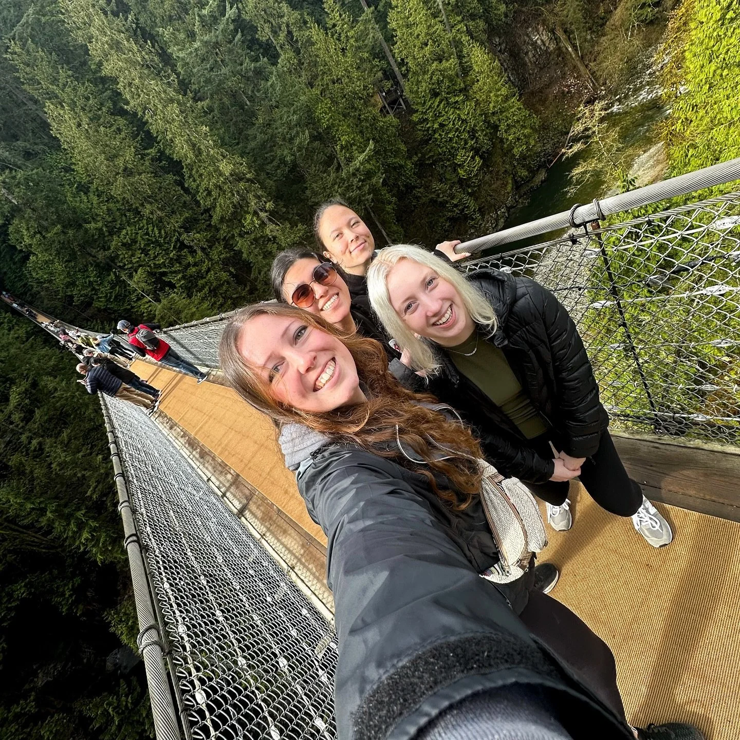 KAPPA SPOTLIGHT🌟

Here are brothers and roommates Samantha, Gwen, Ava, and Nikki! Nikki and Samantha met in the dorms but got close during BA101 where they heard from a now graduated member about AKPsi and were immediately intrigued. During the rush