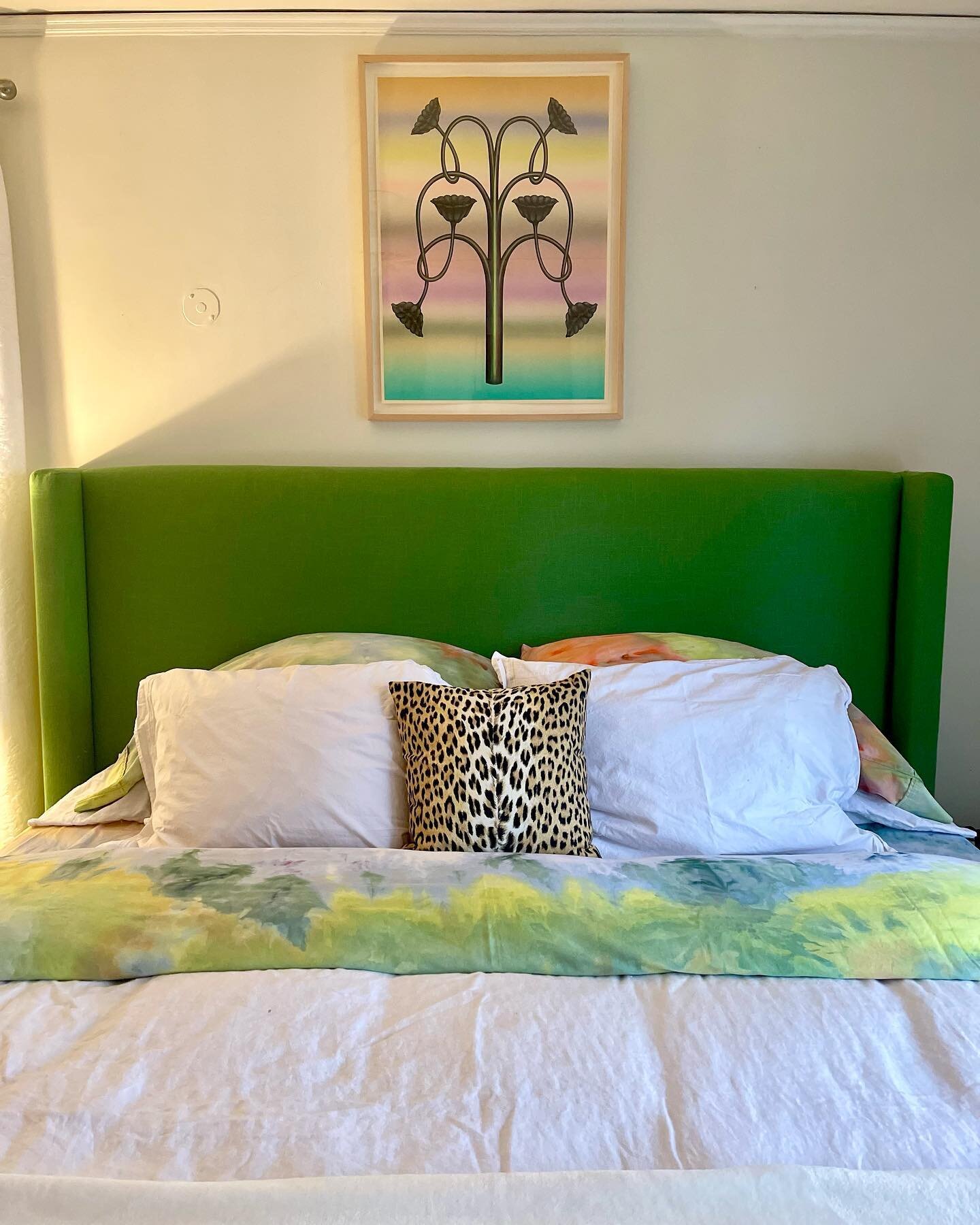 We&rsquo;ll even make sheets to match your art! Thanks for all your support @indiairving 💚We love your @mollyagreene above your bed too. 💫 #futurefibers