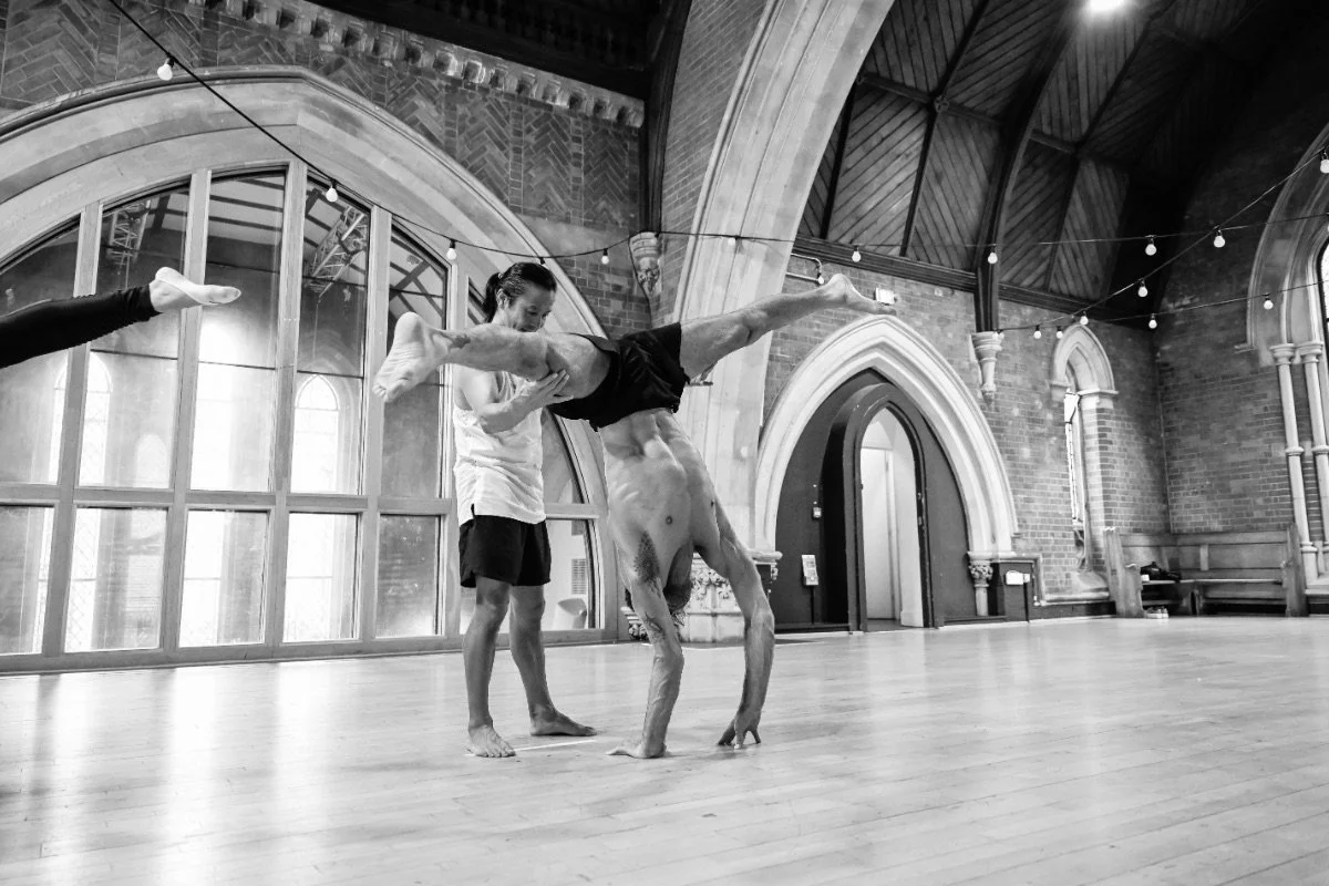 Mastering Handstand Workshop with Sainaa Janchivdorj