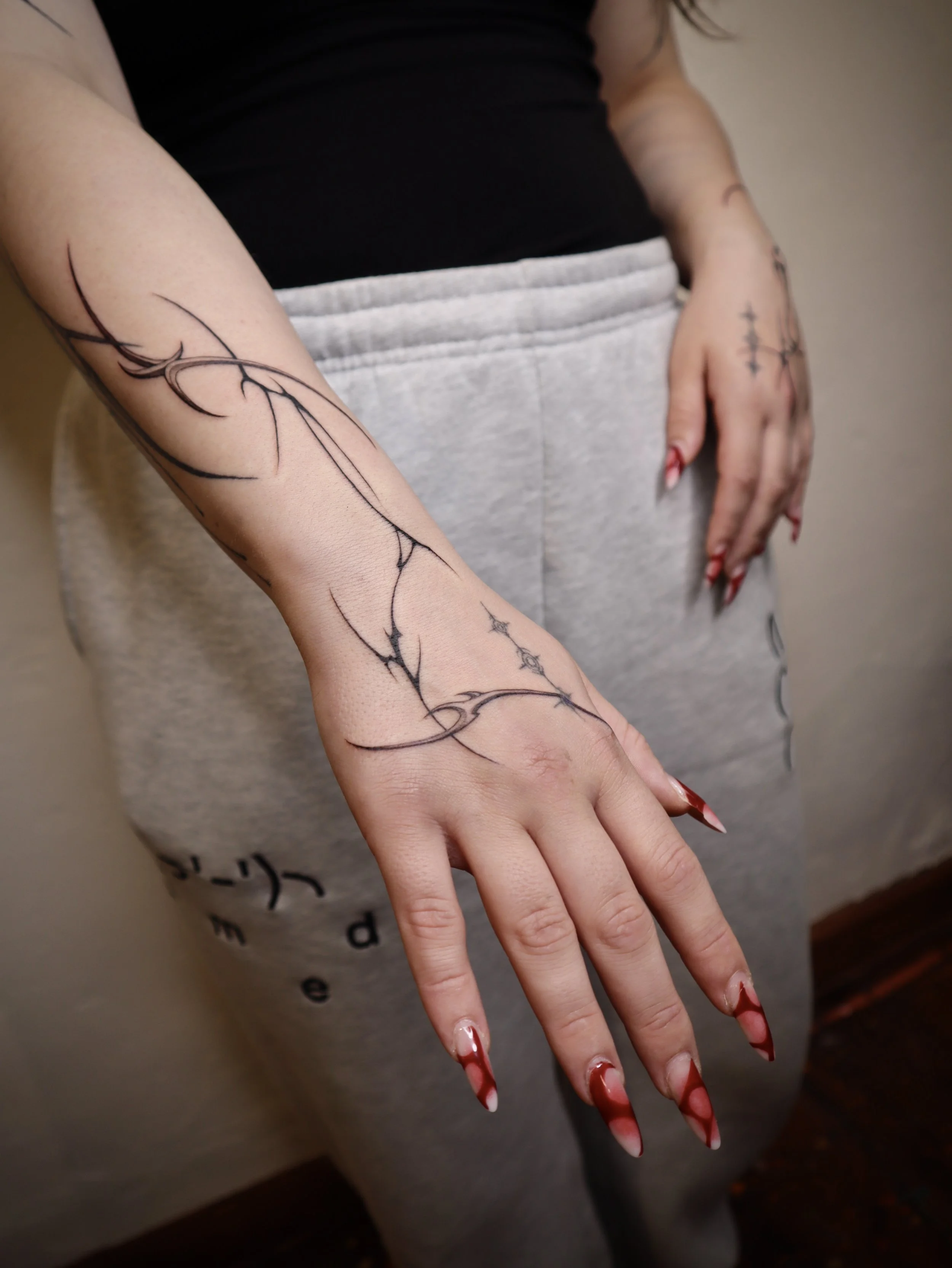 Abstract neo tribal hand tattoo Helsinki