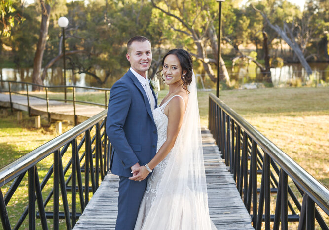 ALICE &amp; SAM – Mulberry on Swan and Matilda Bay Foreshore Wedding, Perth Western Australia