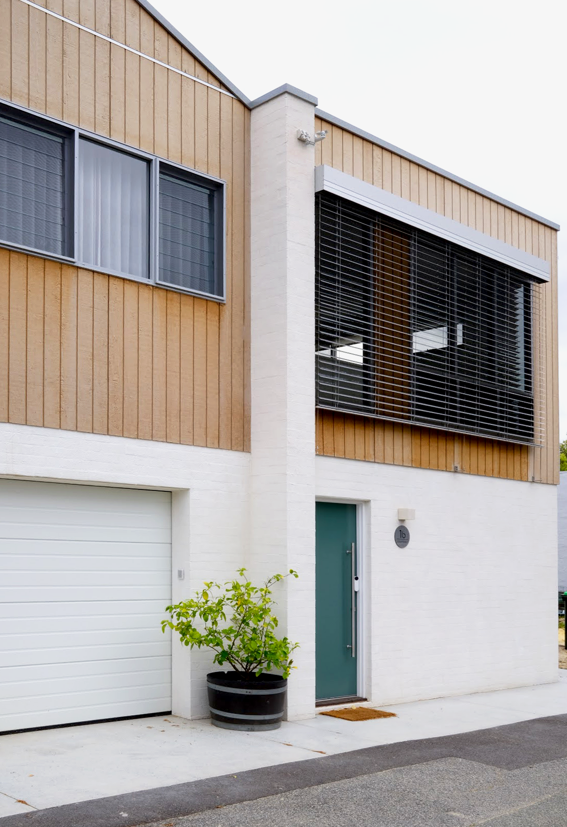 Passive solar laneway house Mt Lawley