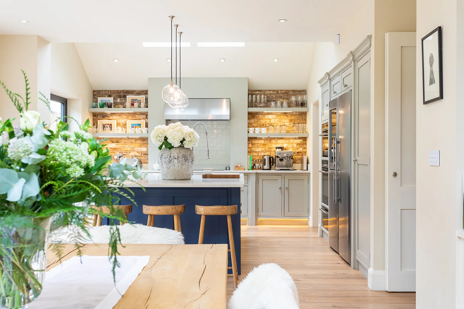 Kitchen2.jpg