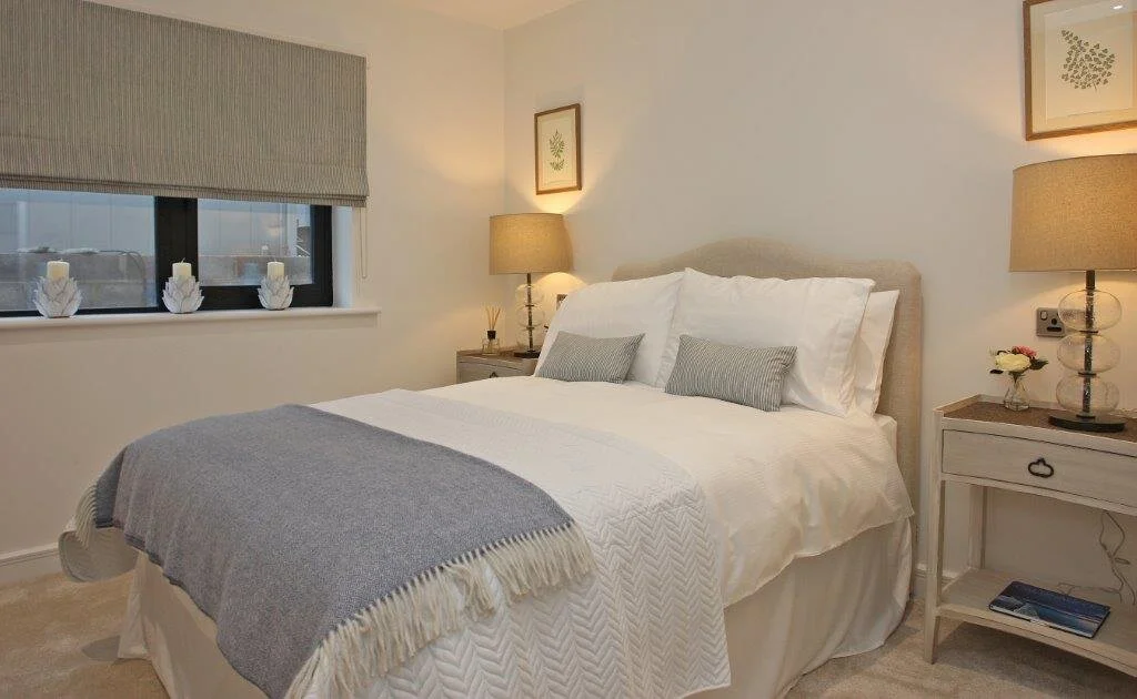 bed 2 min y don aparts mbridge-13.jpg