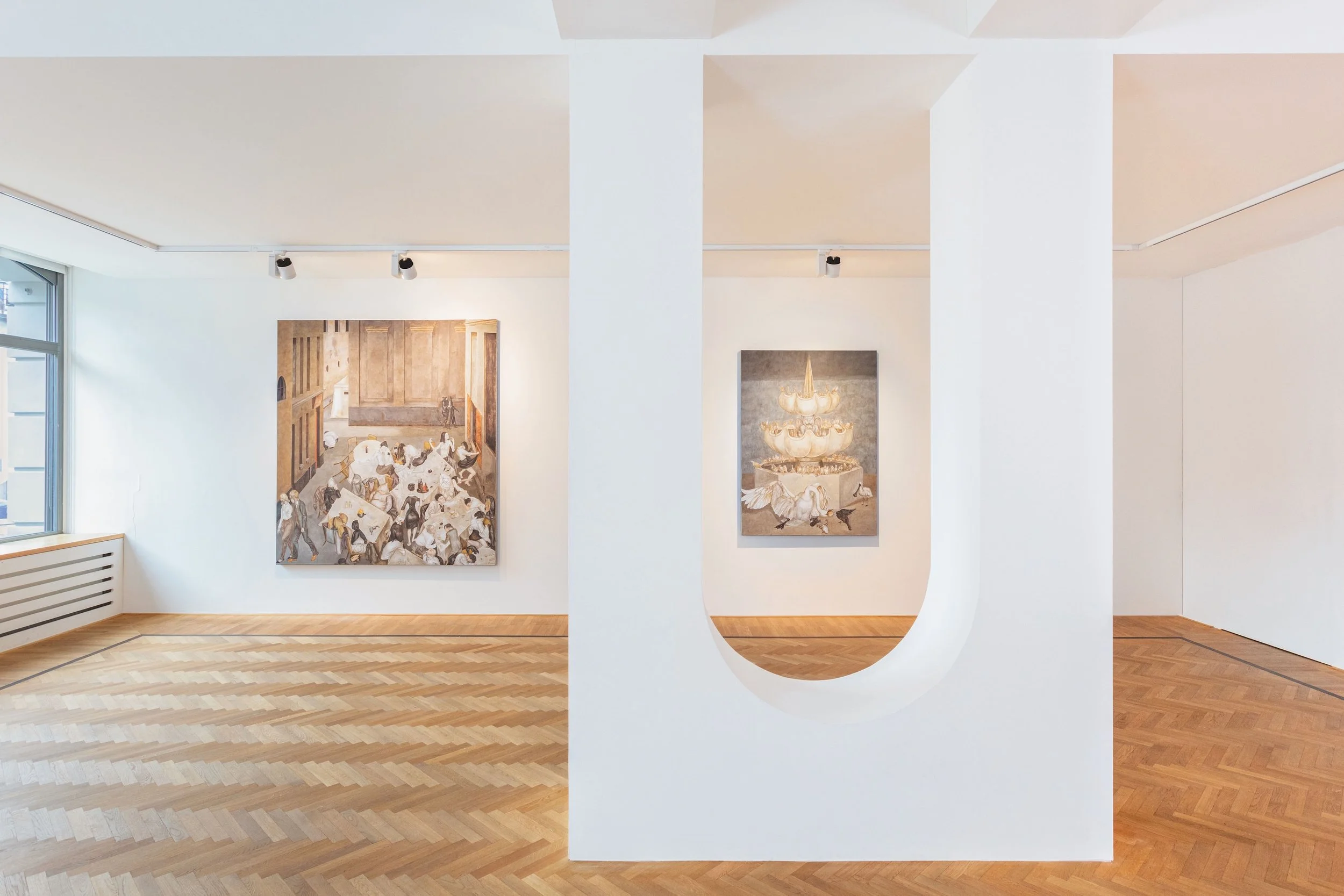 Installation view of Xiao Guo Hui_Le Téâtre du Paradis_2023_Galerie Fabian Lang_Zürich_LowRes_Oliver Kuemmerli_2.jpg