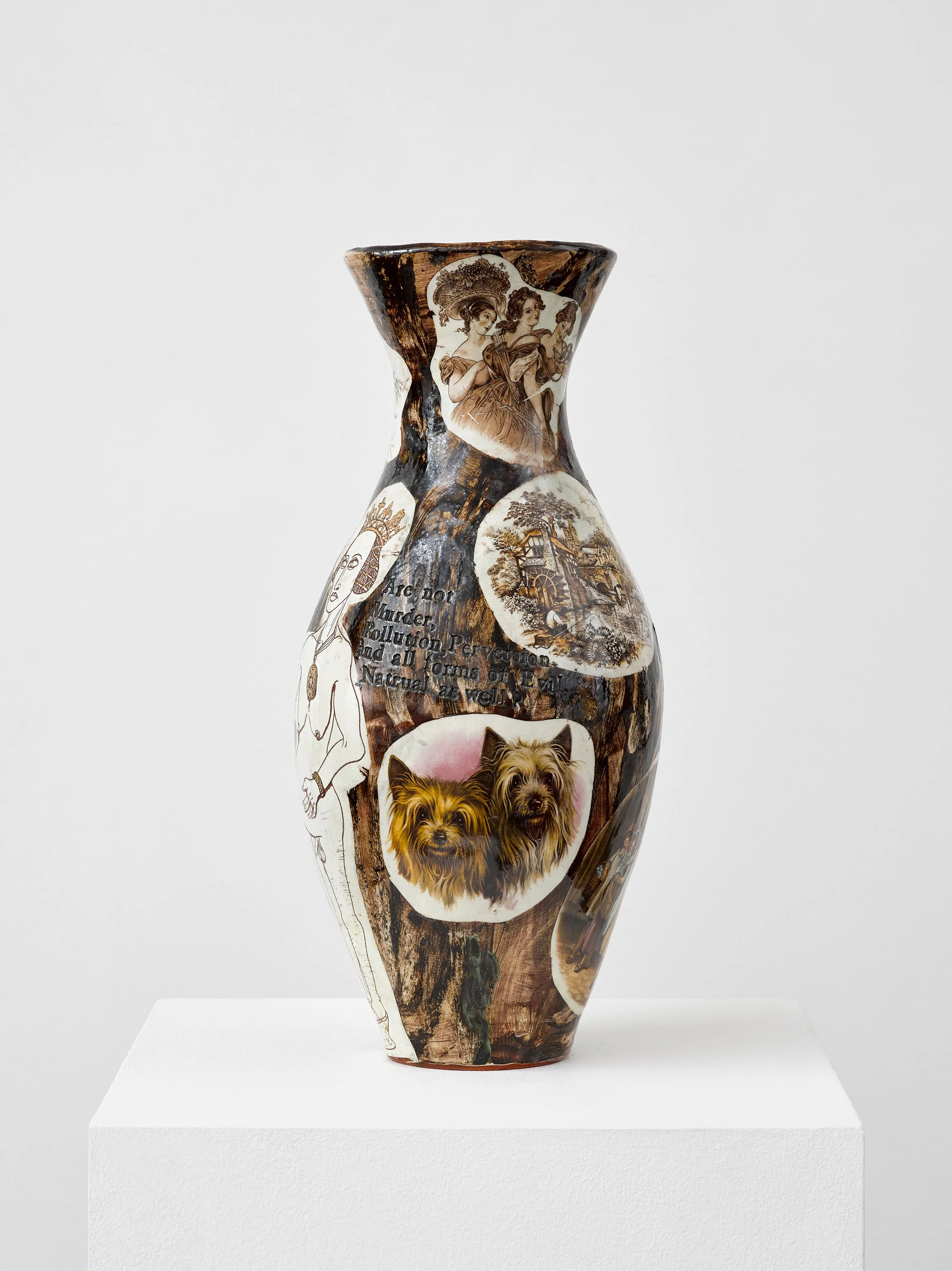 GP0001_Grayson Perry_Untitled_c. 1992_Glazed ceramic_46.00 x 21.50 x 21.50 cm, 18.11 x 8.46 x 8.46 in._LowRes_5.jpg