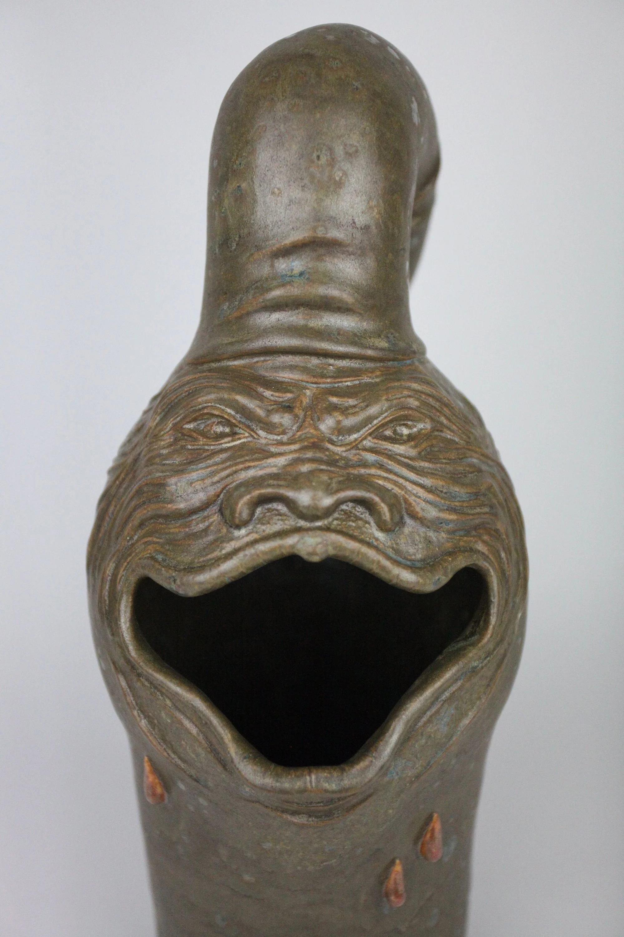 CA0001_Carl Anderson_Deep Pocket_2025_Glazed stoneware_39.00 x 16.00 x 21.00 cm, 15.35 x 6.3 x 8.27 in._LowRes_2.jpg