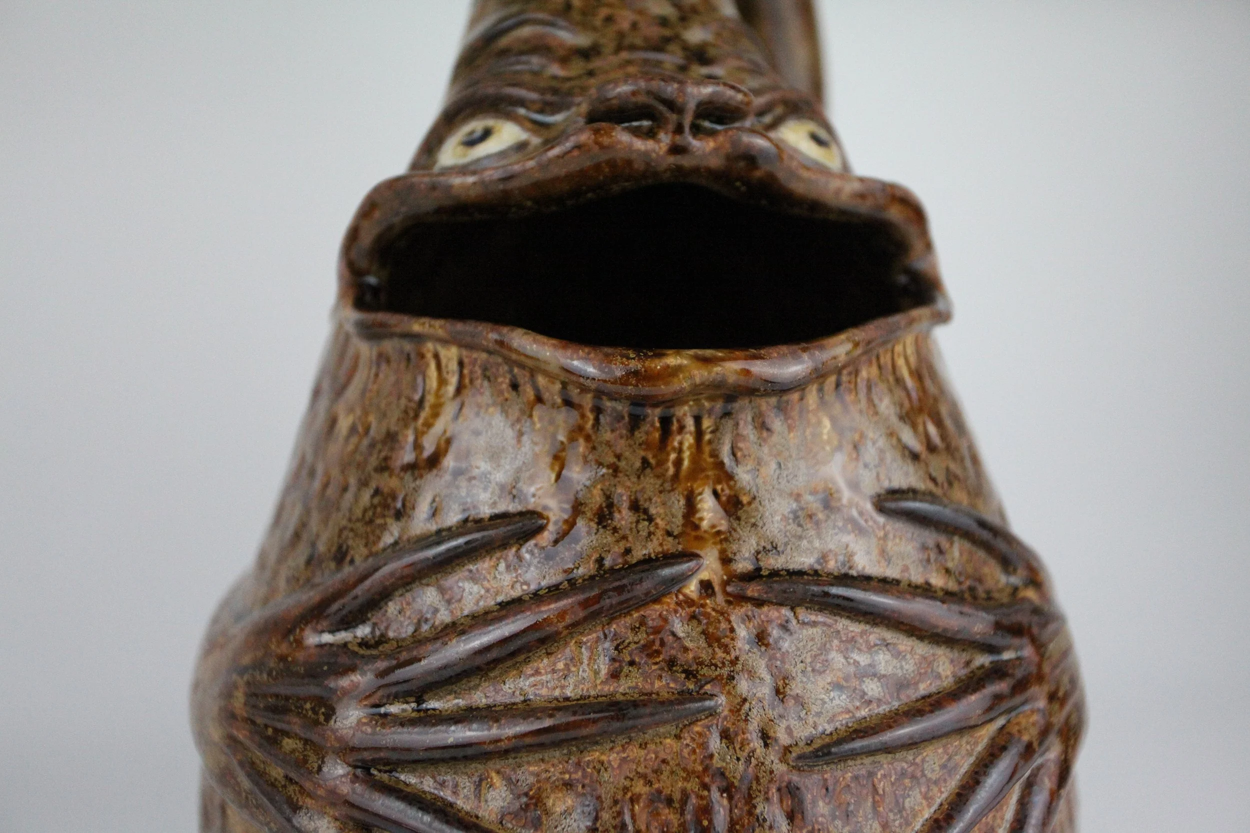 CA0002_Carl Anderson_Belly Laugh_2025_Glazed stoneware_37.50 x 24.00 x 26.00 cm, 14.76 x 9.45 x 10.24 in._LowRes_3.jpg