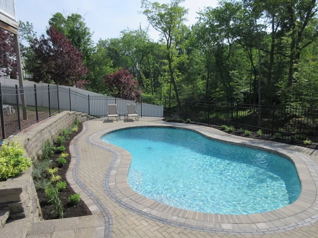 Interlocking Brick & Pavers (1).jpeg