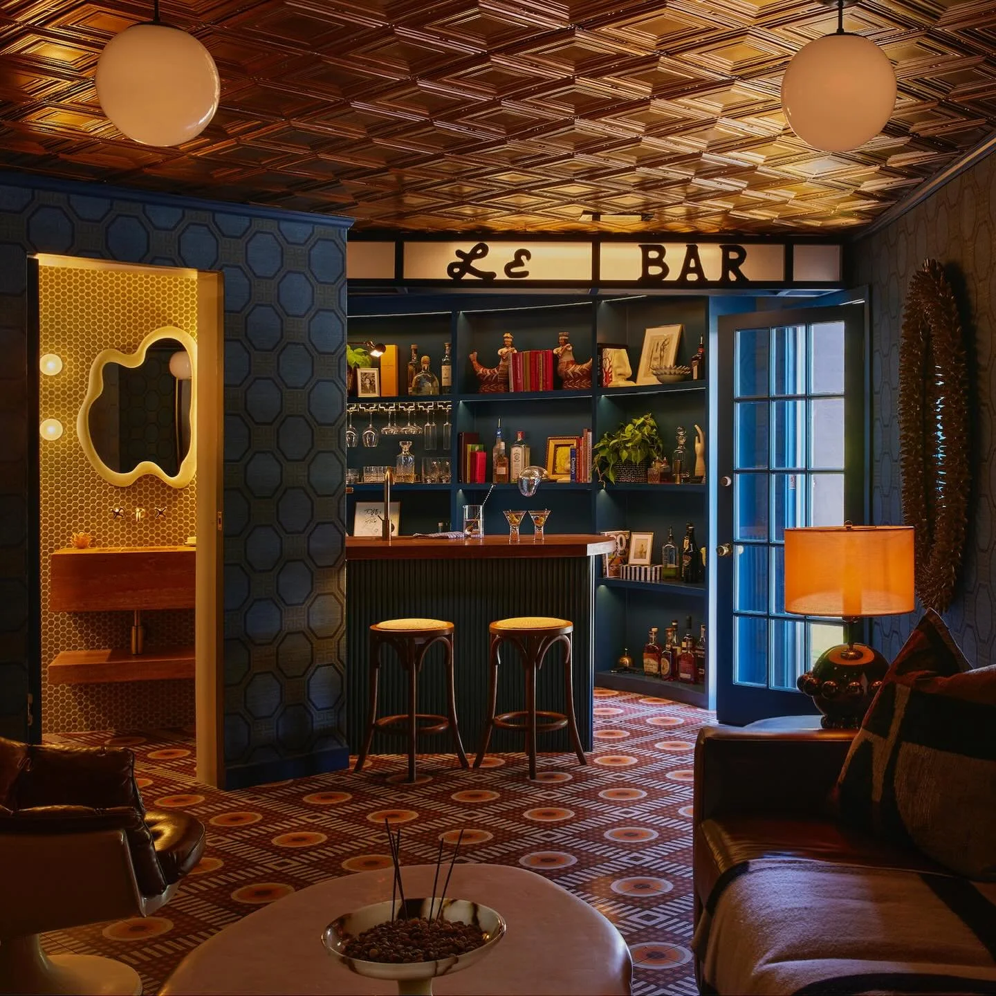 Night moves 🌙 Le Bar Mayor&hellip;a residential basement speakeasy 🍸 

Designed by HōM

📷 @yoshihiromakino