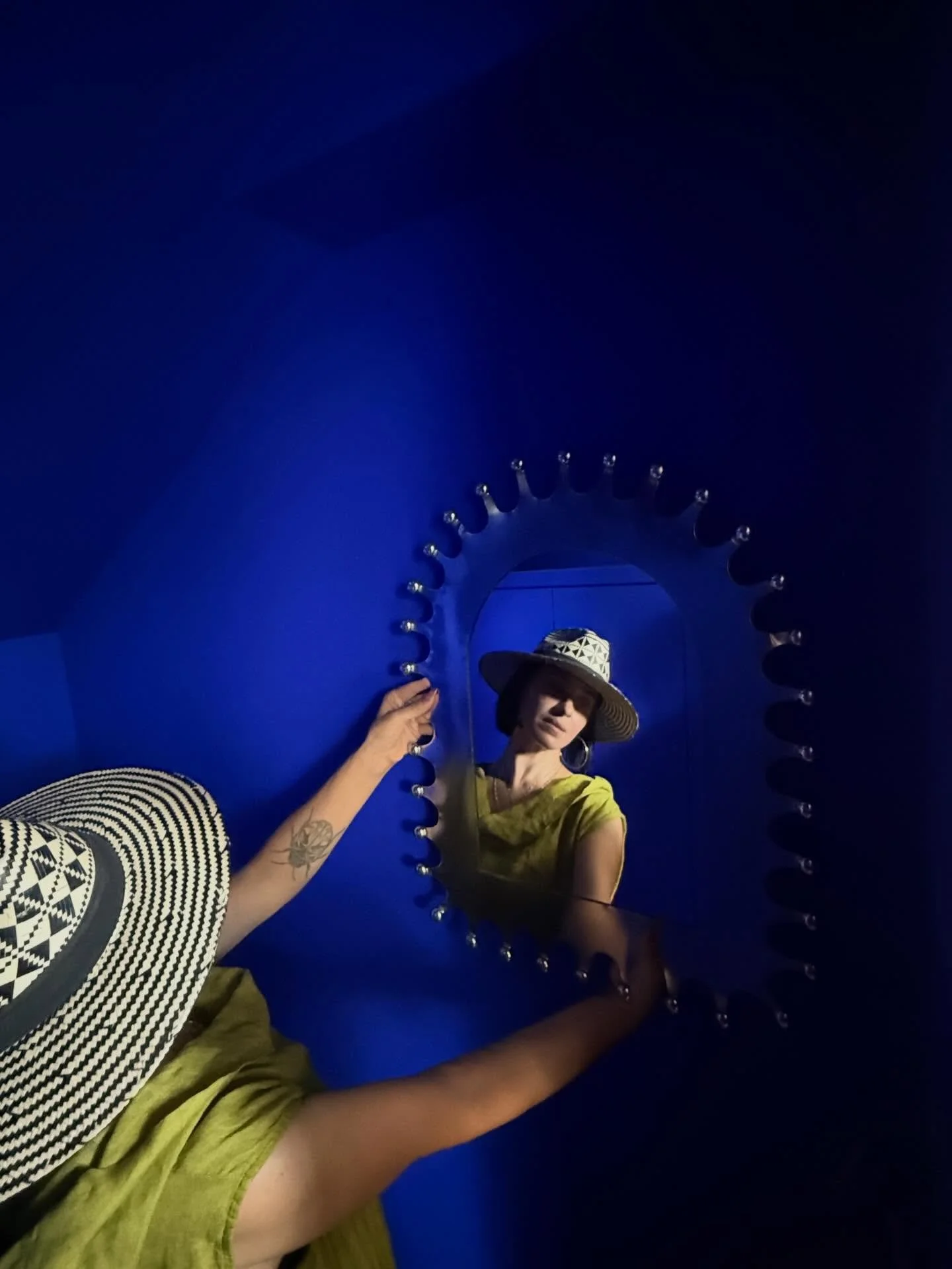 When your client loves Yves Klein Blue as much as you do ✨ Color is luxury. 🫶🏽
