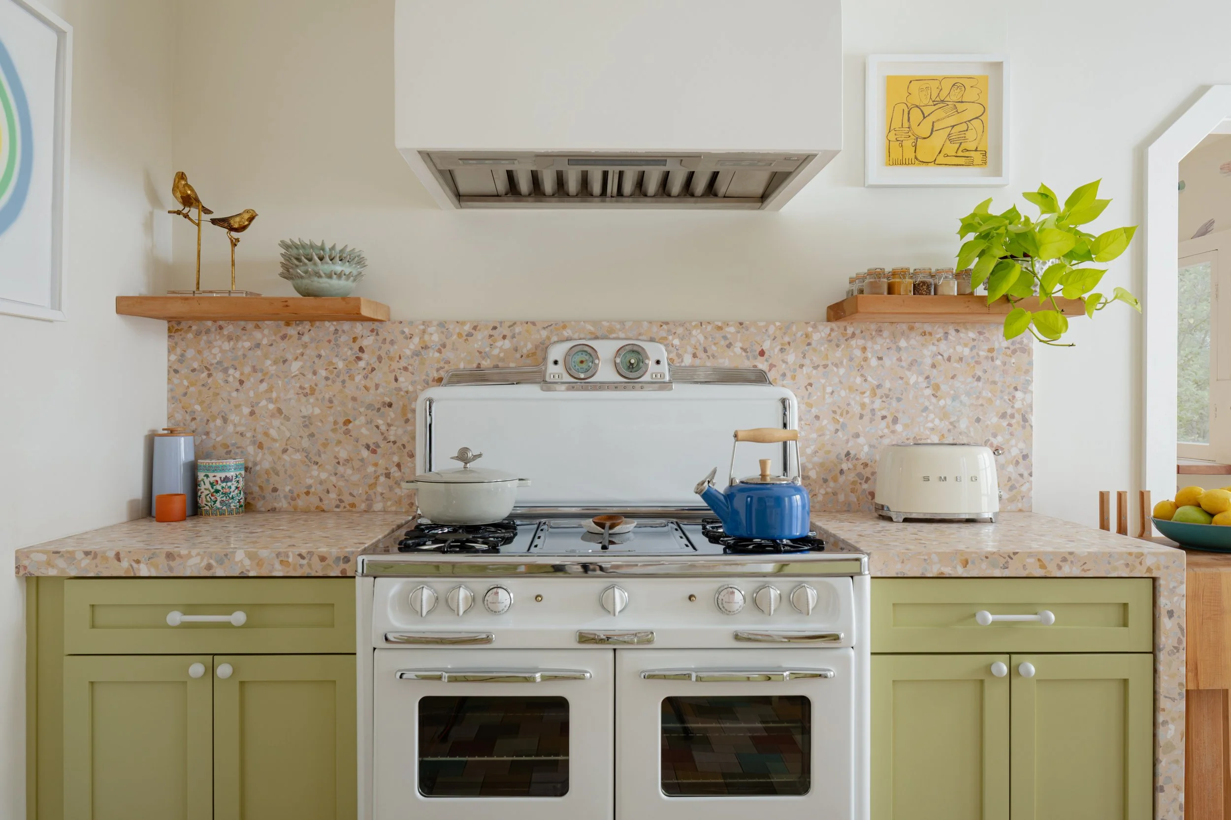 250417_House_of_Meeshie_Campus_Kitch_Stephen_Paul_7 (3).jpg