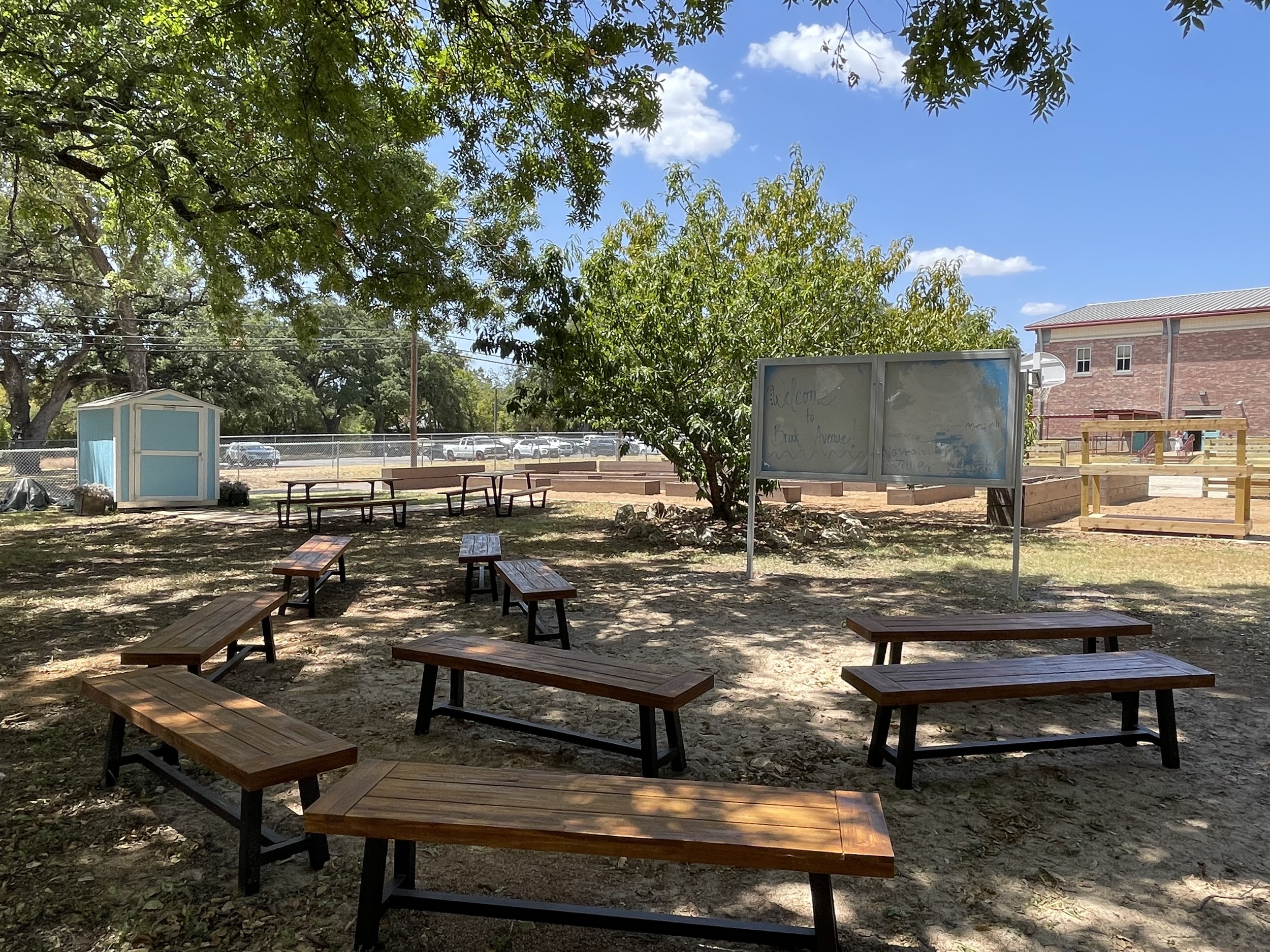 Brook Avenue Outdoor Learning Space3.jpeg