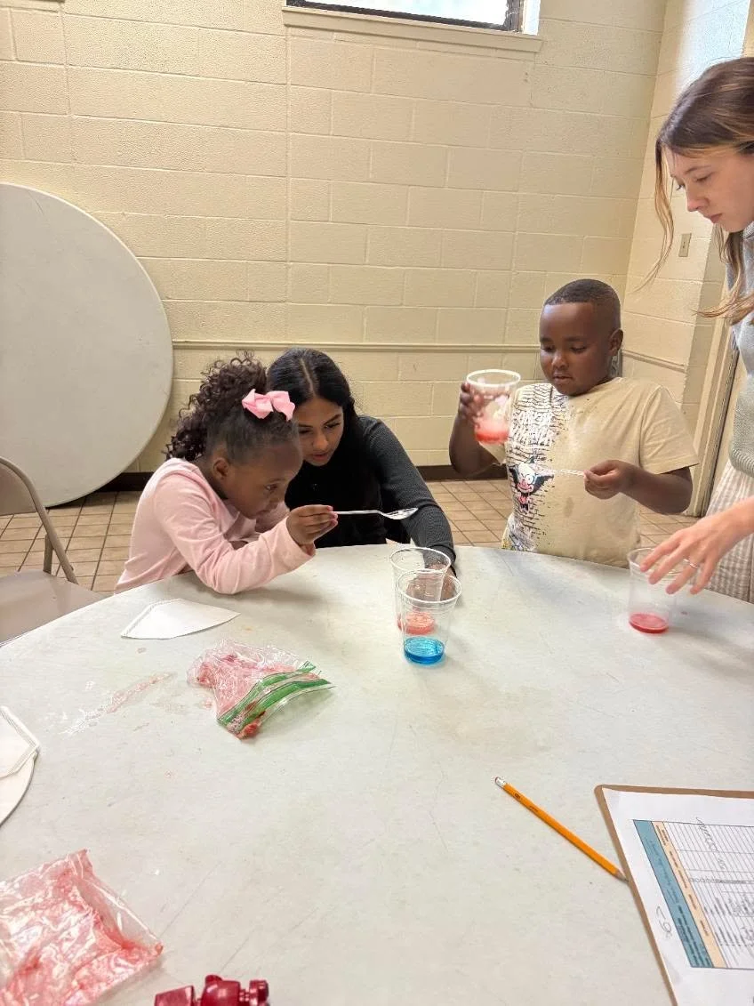 🧬🍓 Science is sweet at Estella Maxey!

Students in our afterschool program are diving into the world of medicine and science with Baylor MEDLIFE volunteers. They explored the building blocks of life&mdash;DNA&mdash;by extracting it from strawberrie