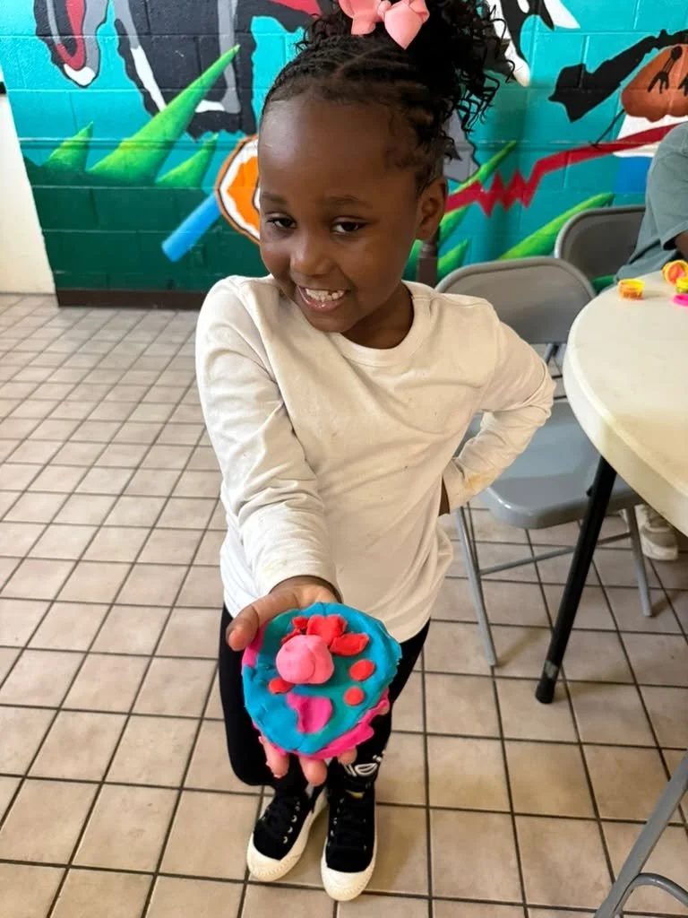 🎨🍕 Creativity and connection are at the heart of our afterschool program!

Students kicked things off with a playdough activity, crafting their favorite foods and showing off their imagination in a fun, sensory way. Then it was game time! 🏈 The bo