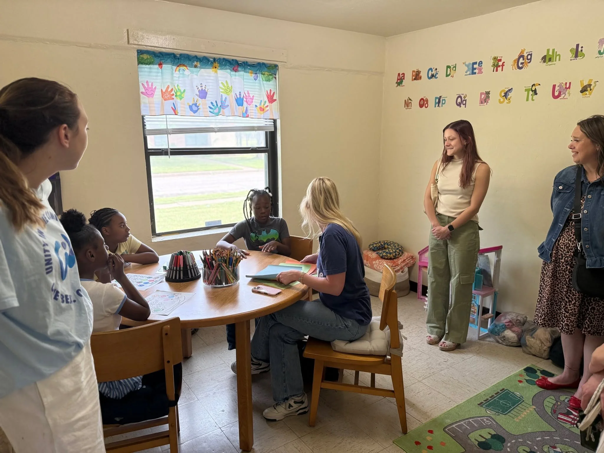 💛 Thank you, United Way! 💛

We were proud to welcome staff and members of the @uwwmc Grant Review Committee for a recent site visit at Estella Maxey.

During their visit, they spent time with our after-school program and learned more about the wrap
