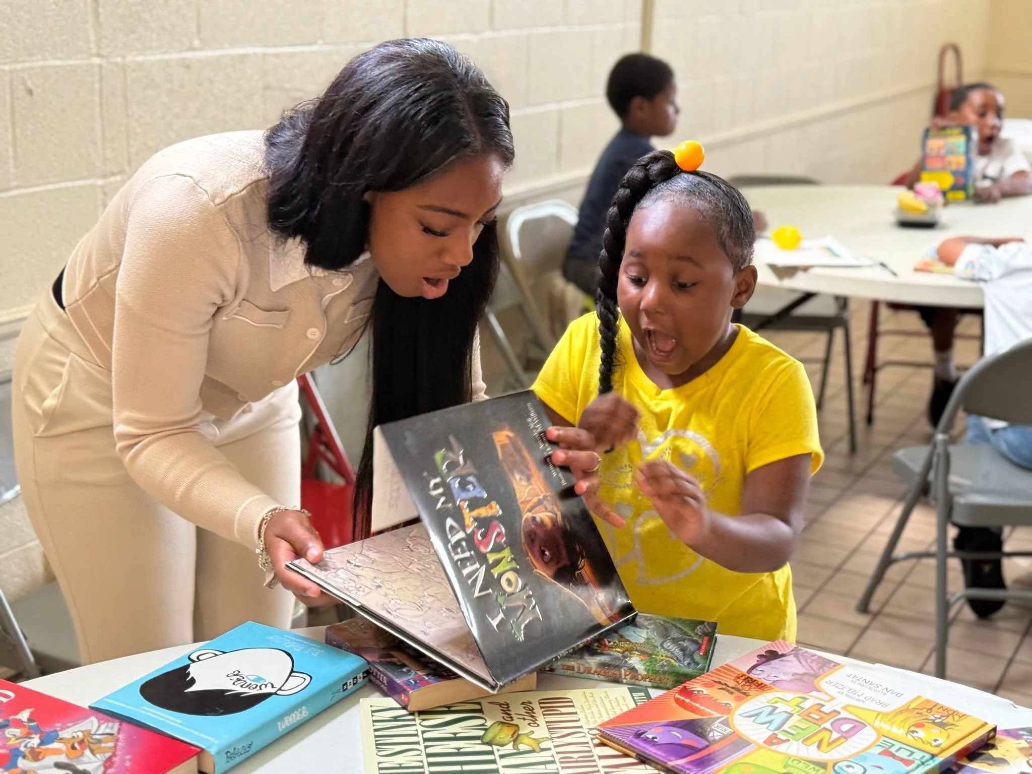 📚💛 New books, new stories, big smiles

Our afterschool students were excited to receive books from the recent community book drive&mdash;and even more excited to share why they love reading. Big thanks to the organizers at @kcennews and @uwwmc for 