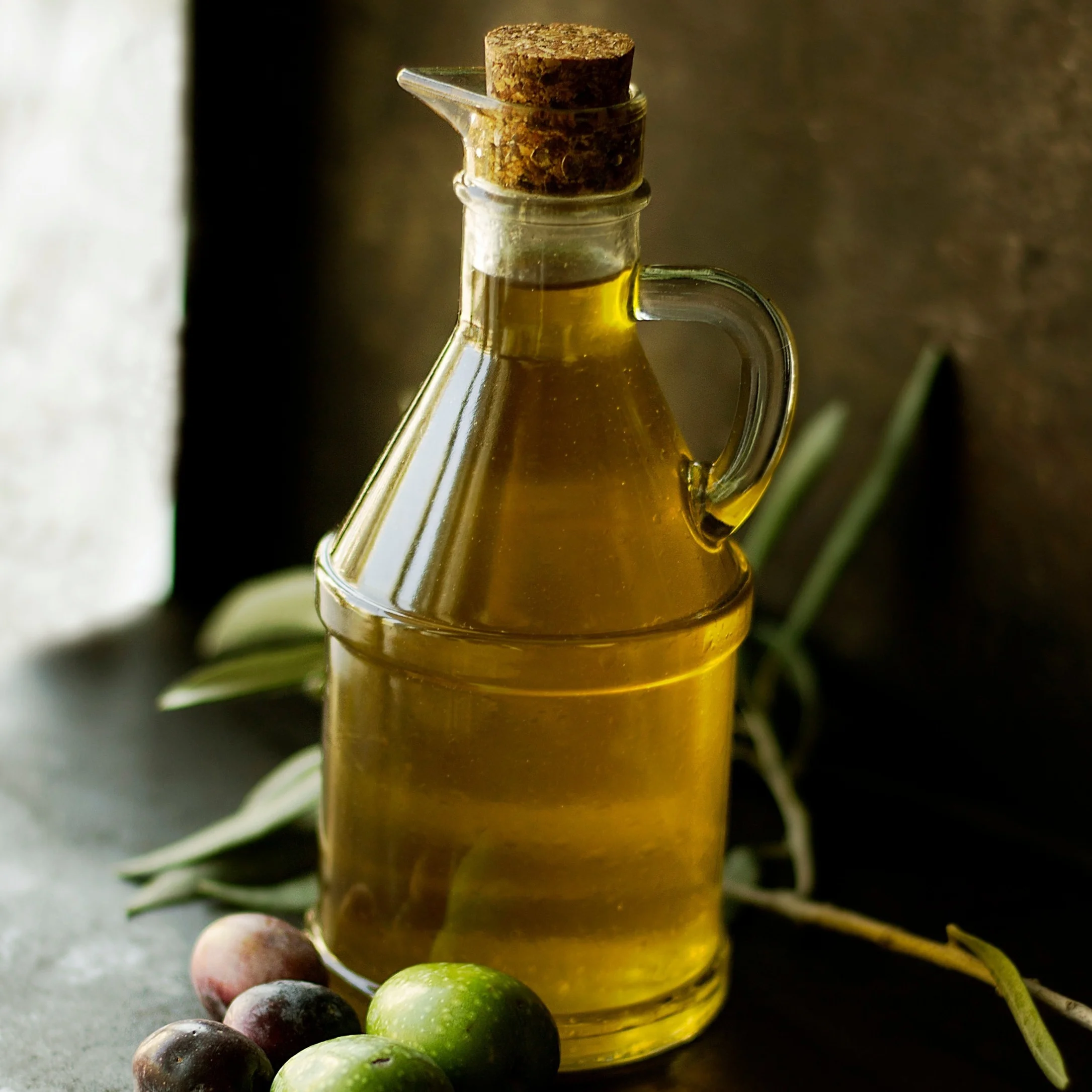 IS GRAPE SEED OIL REALLY BETTER THAN OLIVE OIL FOR COOKING?