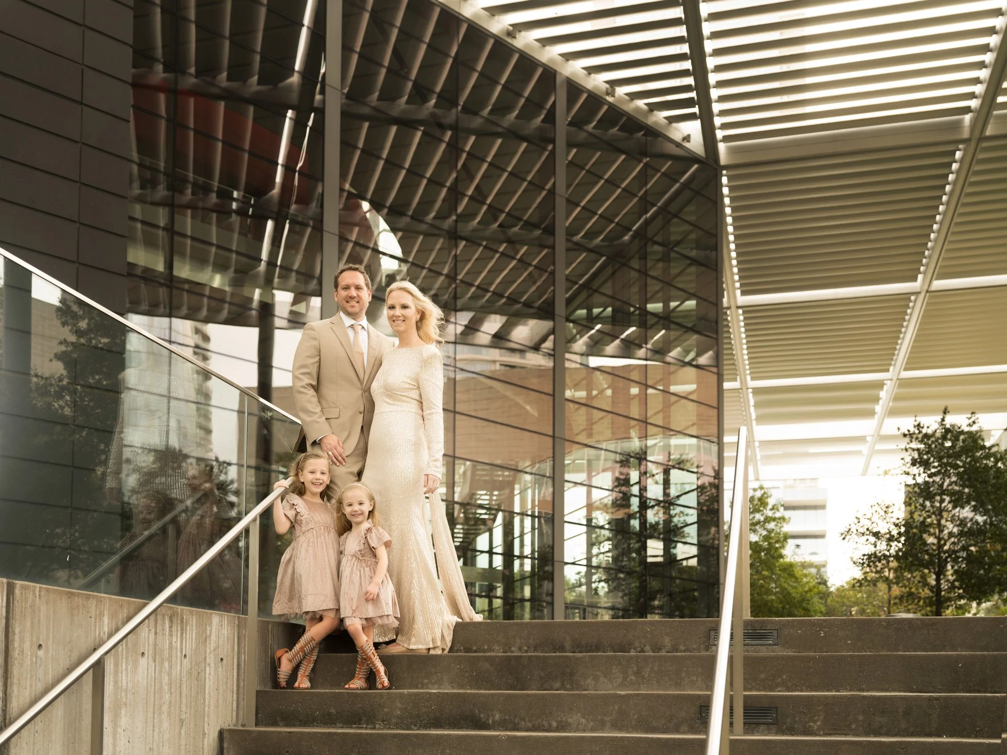 Portrait of a family near The Arts District in Dallas 3