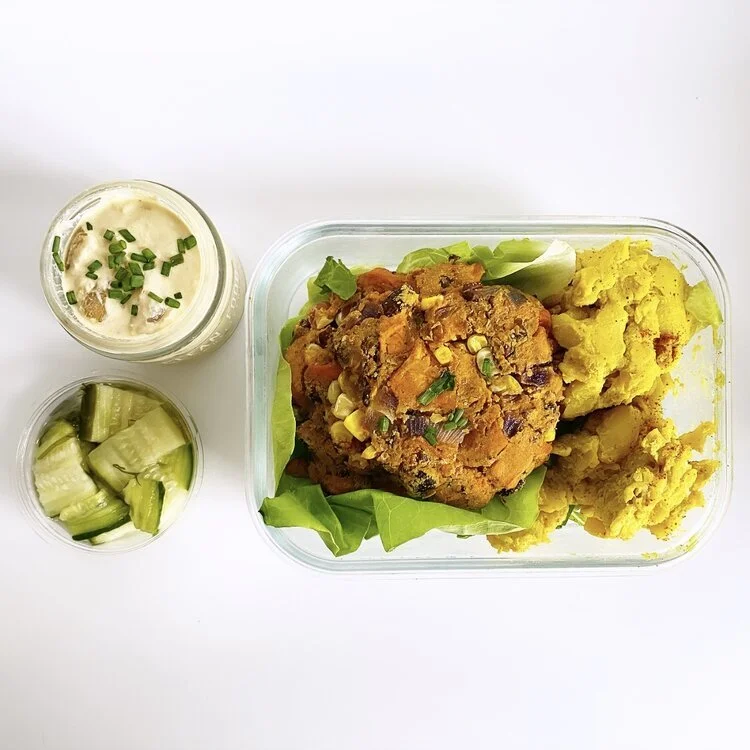 Good Clean Veggie Burger with Vegan Mac + Cheese