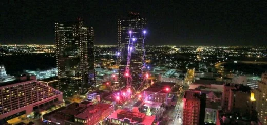 Fort-Worth-New-Years-Eve-Fireworks-520x245.jpg