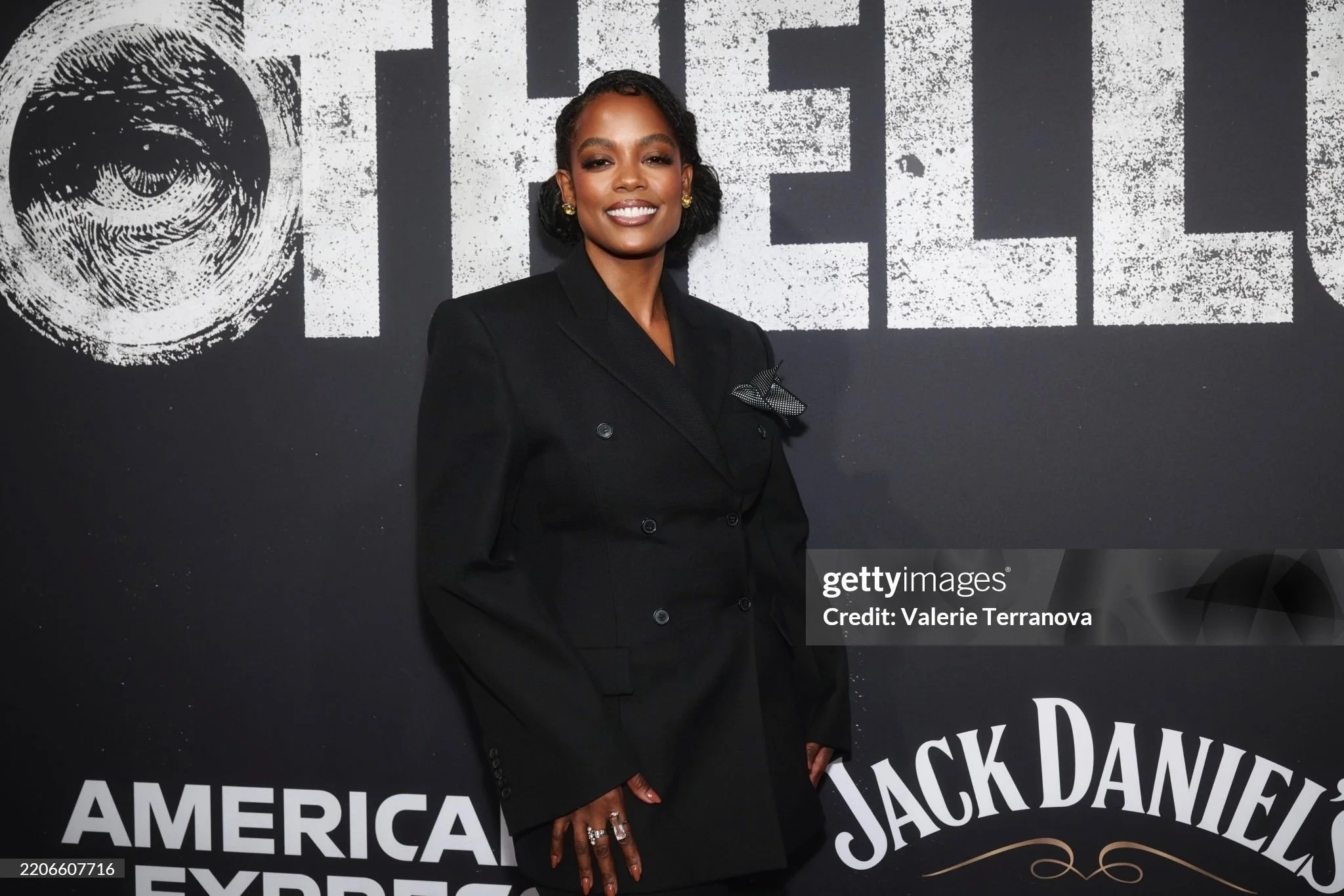 NOVI JOINS OTHELLO ON BROADWAY TEAM