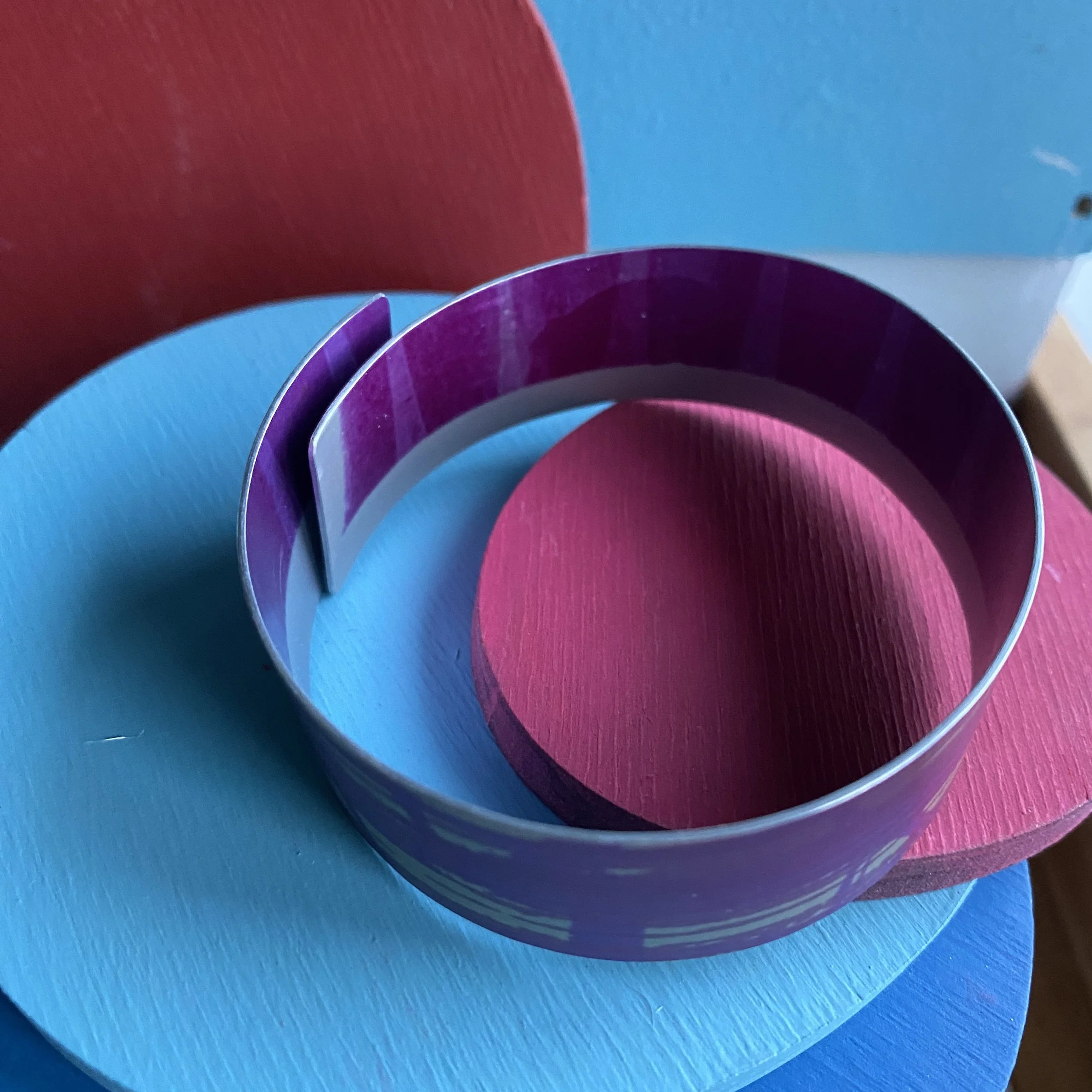 Narrow Overlapping Cuff Bangle -Pink Forest