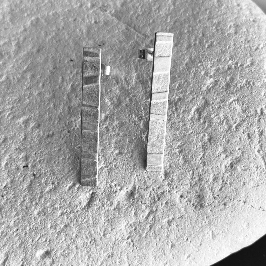 Imprinted long rectangular stud earrings
