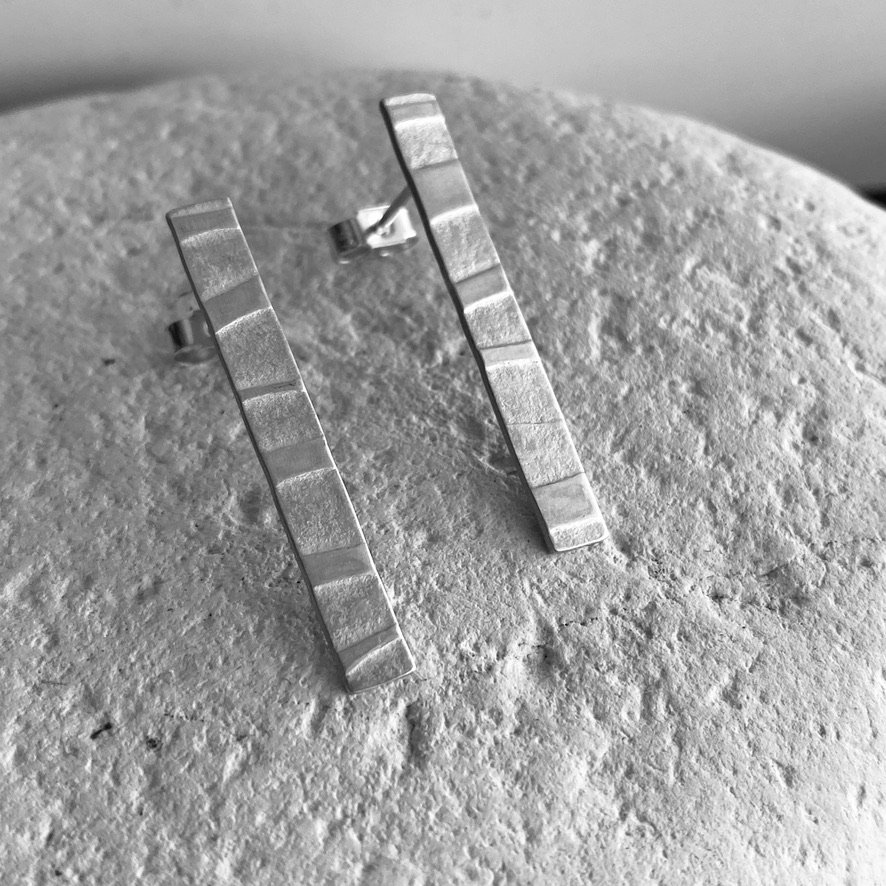 Imprinted long rectangular stud earrings