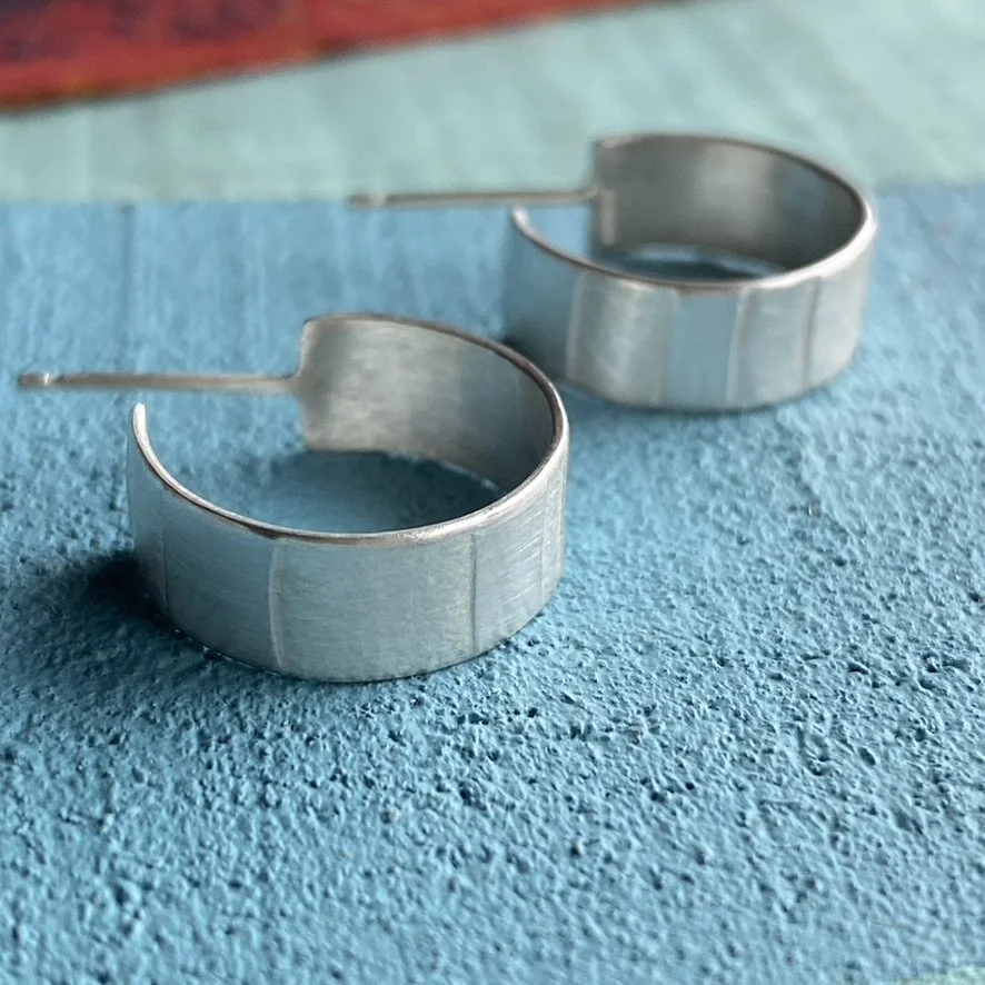 Imprinted wide hoop stud earrings